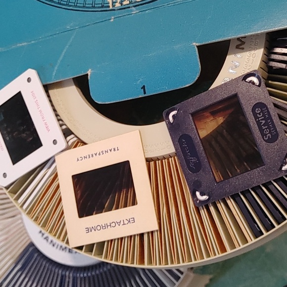 Vintage Circular Slide Magazines - Picture 2 of 7